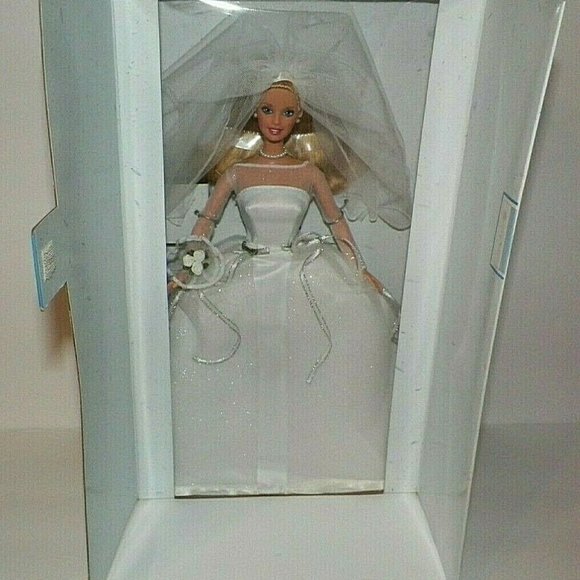 Vintage '99 Blushing Bride Wedding Barbie Doll NIB - Picture 8 of 9